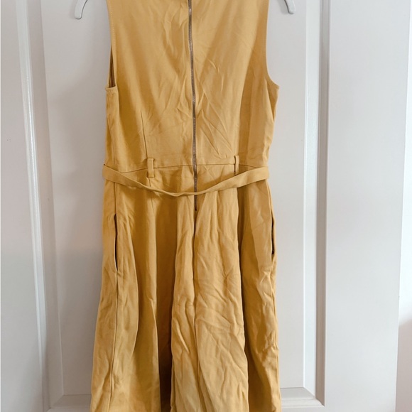 Banana Republic Dress - Picture 4 of 4